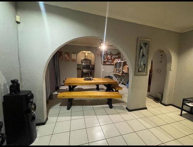 4 BEDROOM HOUSE FOR SALE IN NORKEM PARK